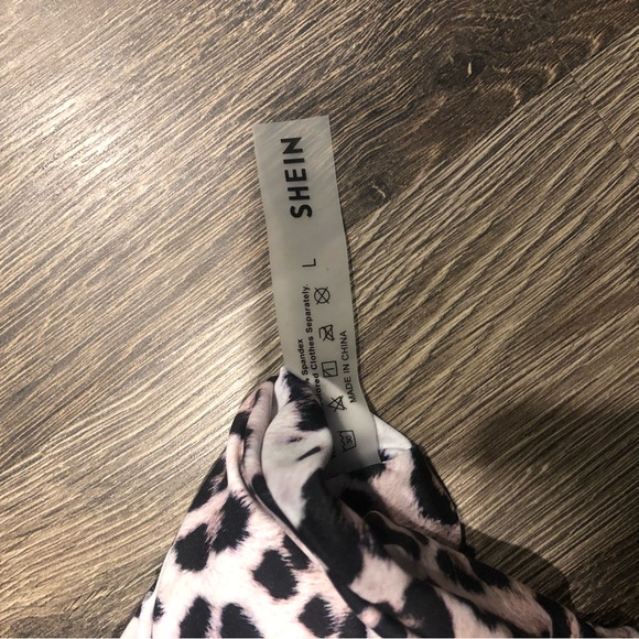 Half Leopard Half Black Bikini Top from Shein - Picture 3 of 4